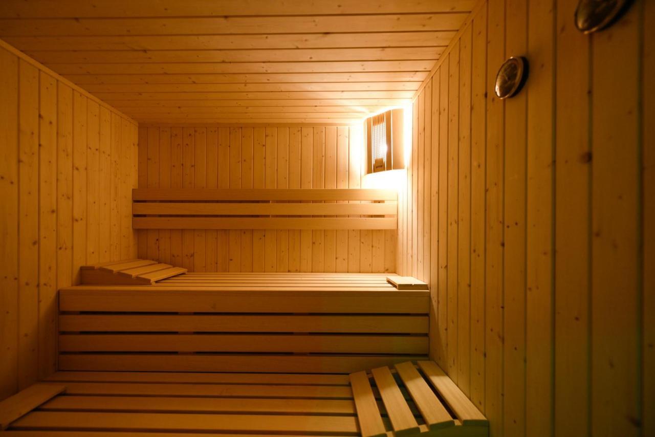 Hotel Lumin Cremia Kültér fotó