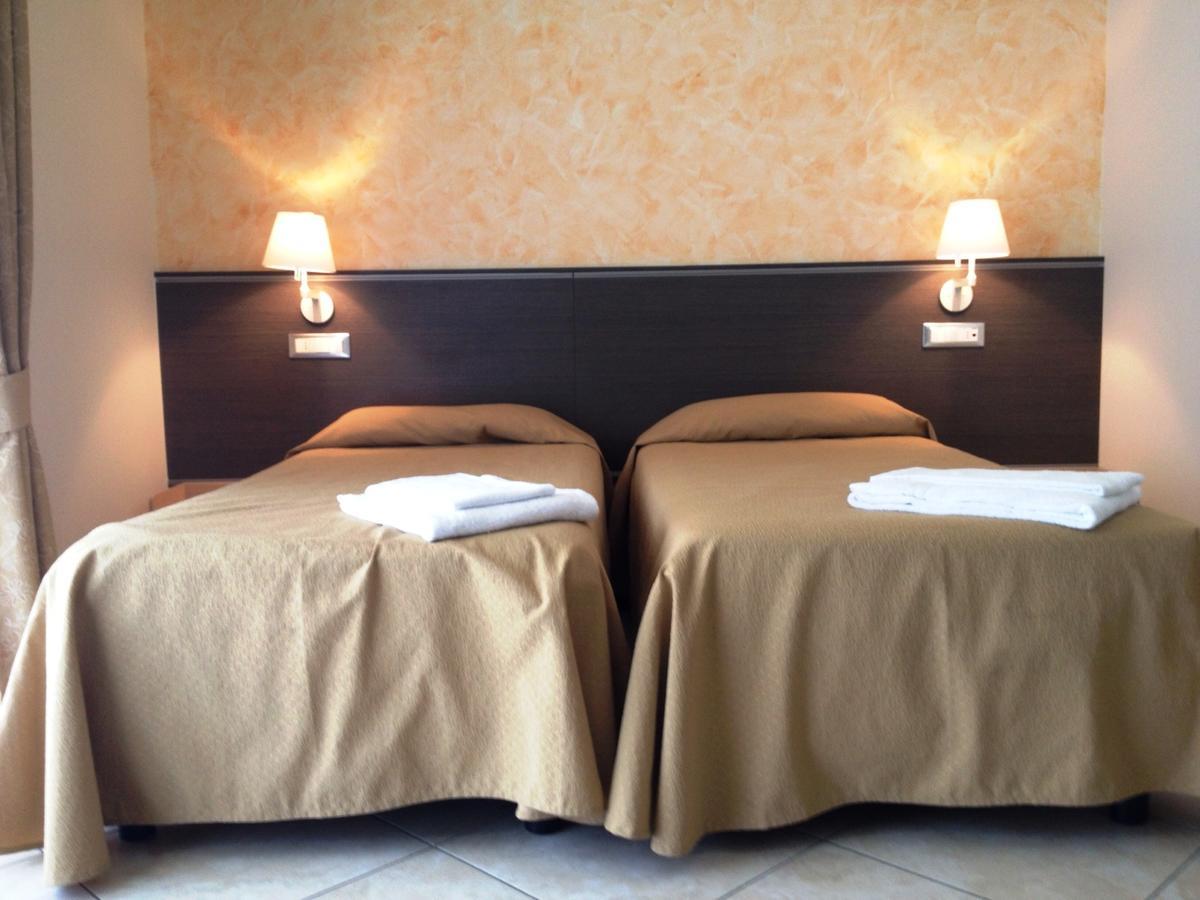 Hotel Lumin Cremia Kültér fotó